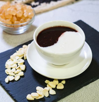 Almond with Black Glutinous